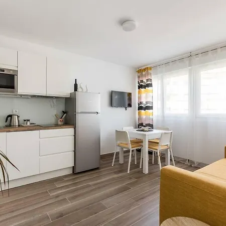 Apartments Cezar Split Exterior photo
